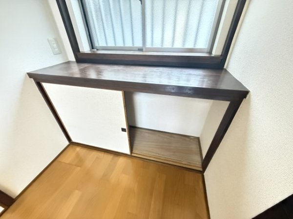 下山手通7丁目貸家B
