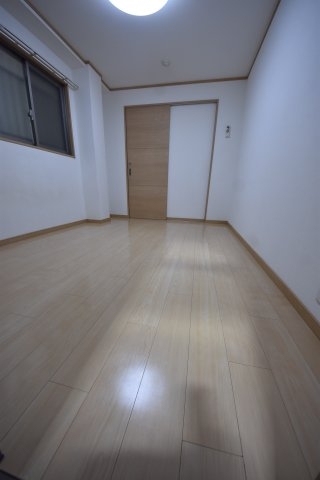 呉ビル
