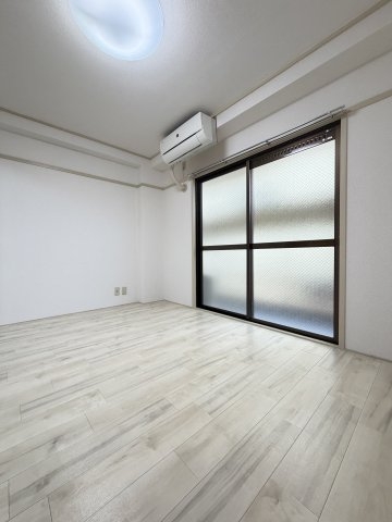 梅本マンション