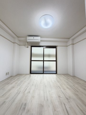 梅本マンション