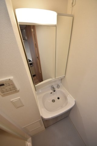 プレサンス三宮セントウエル