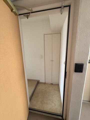 ラ・ウェゾン塚本通