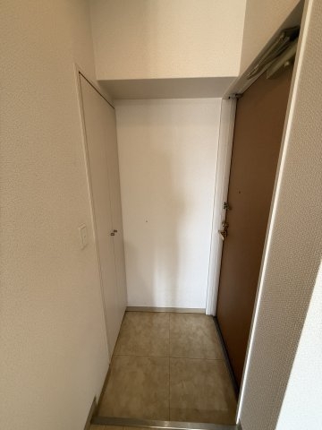 ラ・ウェゾン塚本通