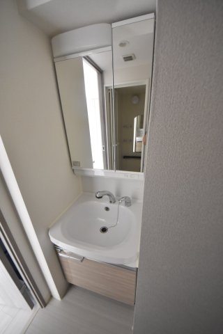 プレサンス神戸元町ミューズ