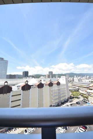神戸市中央区東川崎町１丁目のマンション