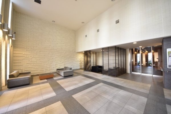 神戸市中央区東川崎町１丁目のマンション