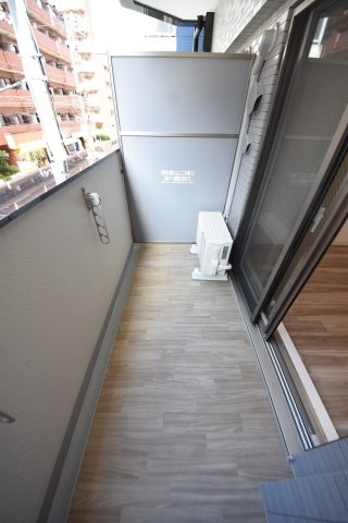 プレサンス三宮セントウエル
