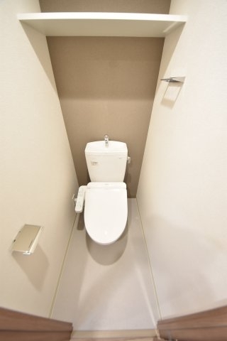 プレサンス三宮セントウエル