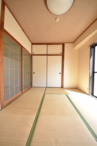 鯉川マンション