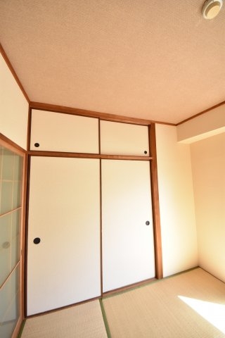 鯉川マンション