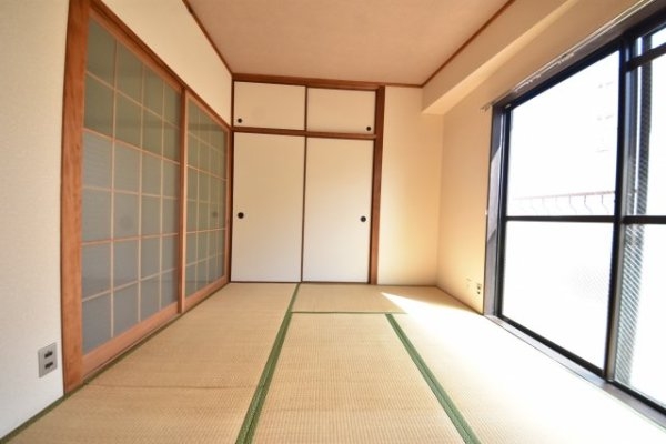 鯉川マンション