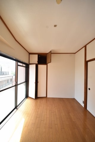 鯉川マンション