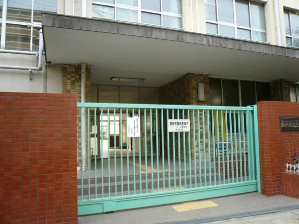 メゾンドリュウ澄(大阪市立豊崎東小学校)