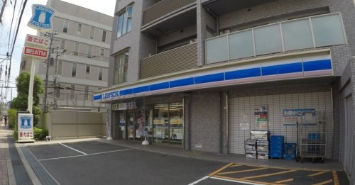ドゥーエ江坂1(ローソン吹田豊津中学校前店)