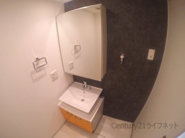 大阪市東淀川区東中島１丁目のマンション