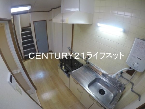 東淡路2丁目貸家