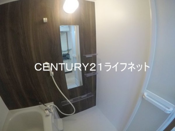 東淡路2丁目貸家