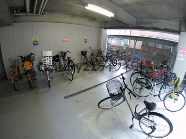 大阪市淀川区木川東４丁目のマンション