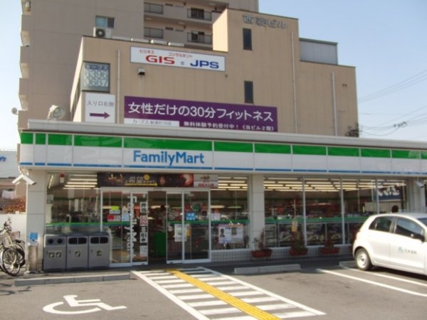 大阪市淀川区新高５丁目のマンション(ファミリーマート新高一丁目店)