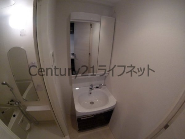 プレサンス南森町ライズ