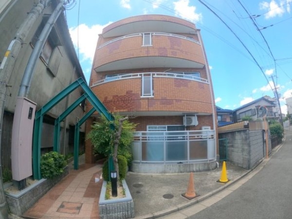吹田市金田町のマンション
