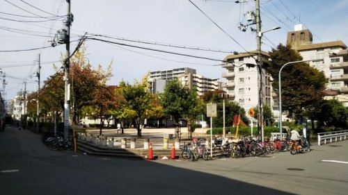 シルフィードうめきた(中津中央公園)