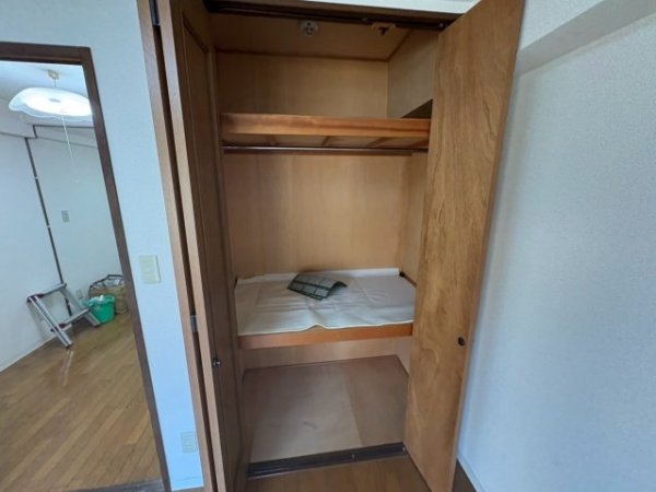 西浦マンション