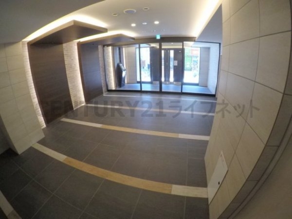 プレサンス大阪三国ネオス