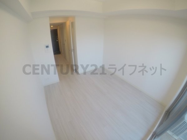 プレサンス大阪三国ネオス