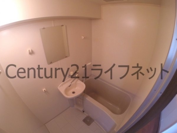 ローズコーポ新大阪8