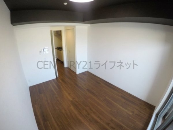 プレサンス江坂クォーレ