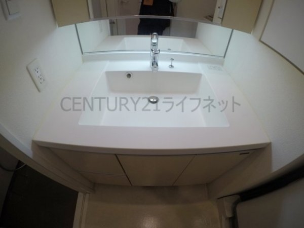 アパートメンツ江坂
