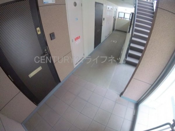 大阪市東淀川区西淡路１丁目のマンション