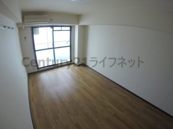 大阪市東淀川区西淡路１丁目のマンション