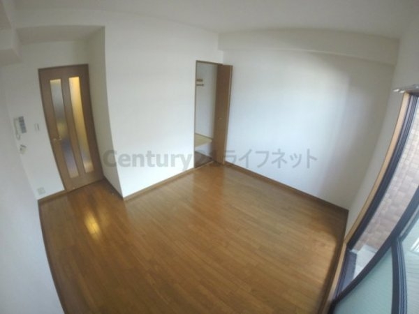 プレサンス新大阪