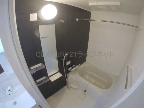 ファーストフィオーレ江坂レガリス