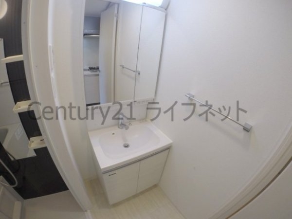 アドバンス新大阪ウエストゲート2