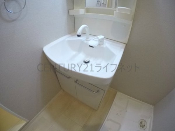 レフィーナカルム江坂
