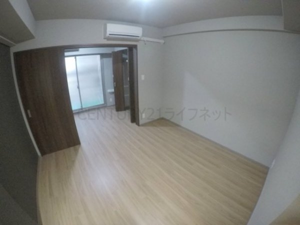 スプランディッド江坂3