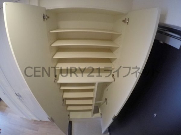 プレサンス新大阪ジェイズ