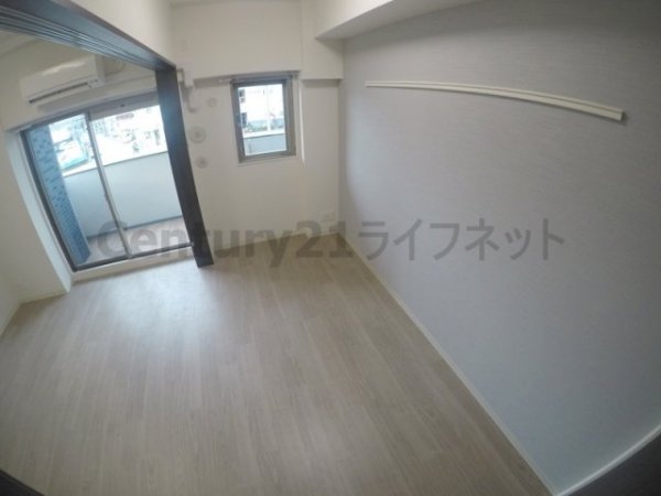 プレサンス新大阪イオリア