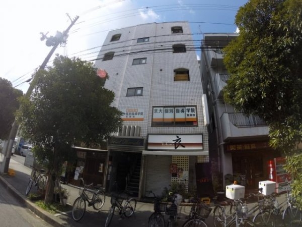 フォレスト新大阪