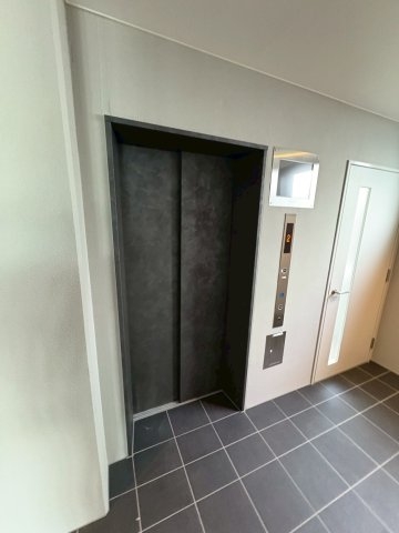 吹田市芳野町のマンション