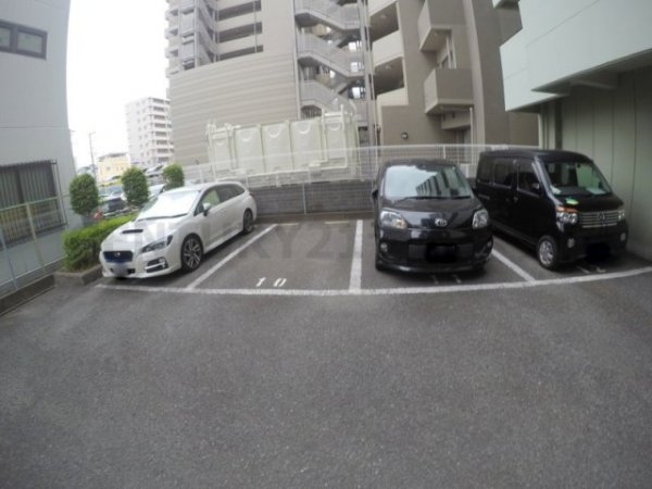 吹田市垂水町３丁目のマンション