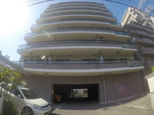 吹田市垂水町３丁目のマンション