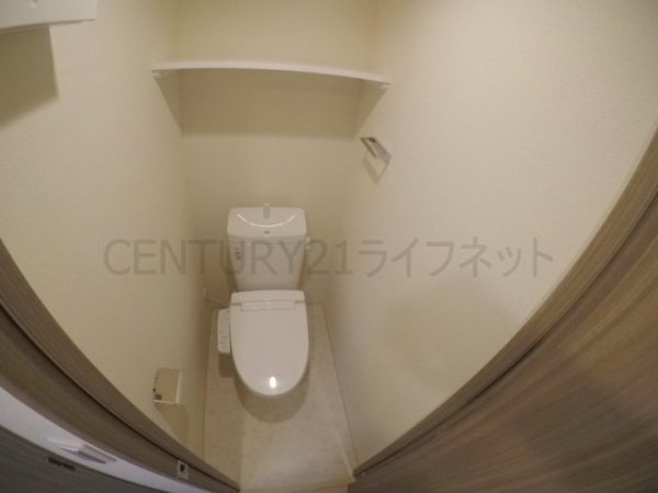 大阪市淀川区木川東１丁目のマンション