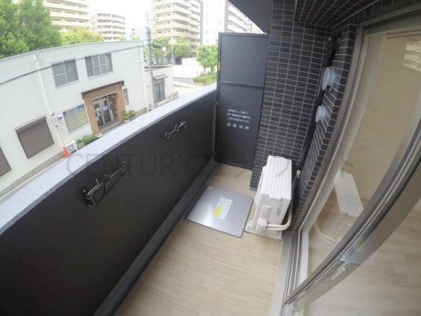 大阪市淀川区木川東１丁目のマンション