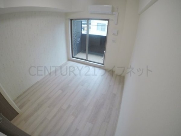 大阪市淀川区木川東１丁目のマンション