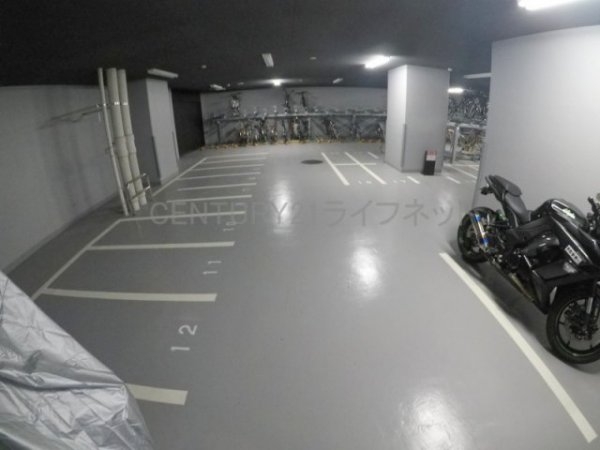 吹田市広芝町のマンション