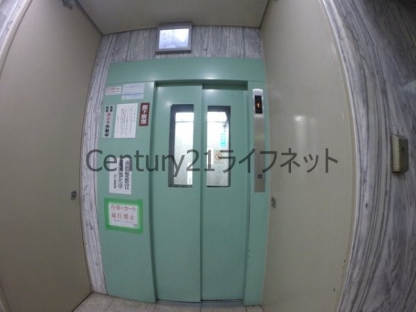 大阪市淀川区東三国６丁目のマンション